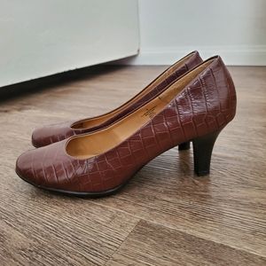 Brown Faux Alligator Pumps